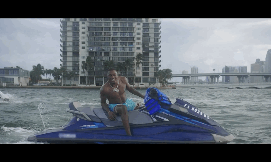 Kalan.FrFr jets to Miami and celebrates success in “Look At Me” video