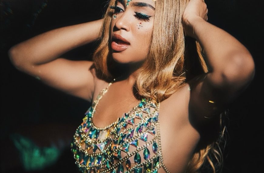 Mia Taylor releases “Mango” music video
