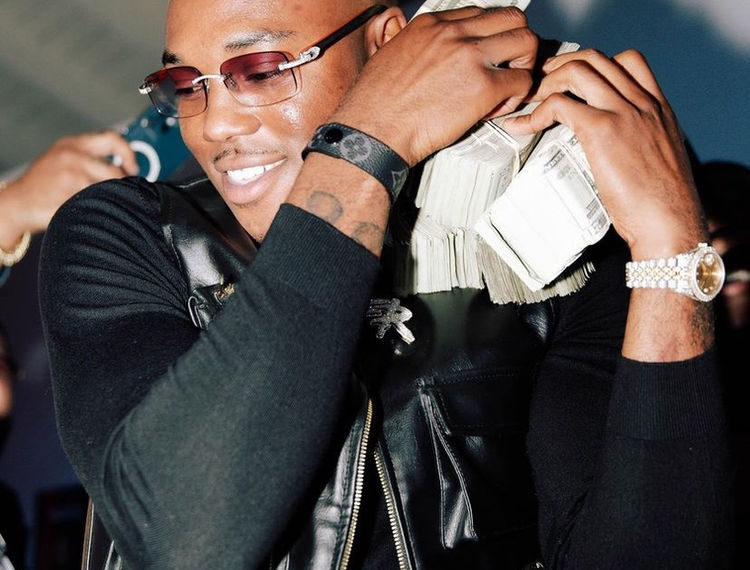 Kalan.FrFr lives it up in his latest video “Pray” from his ‘TwoFr 2’ project