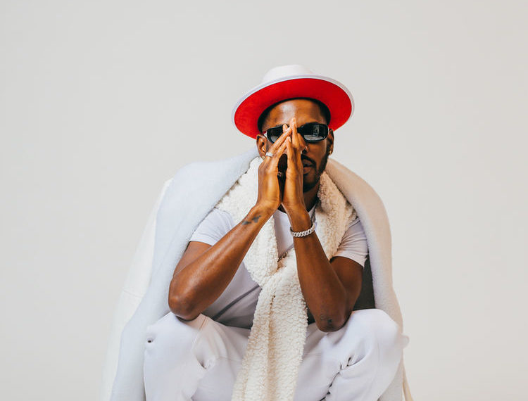 Avehre tells the story of a toxic love cycle on new R&B song “Circles”