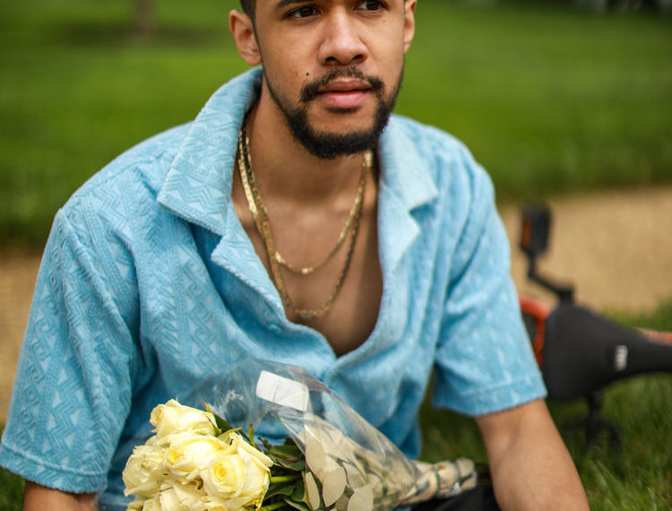 Moses Mosima encourages self-acceptance with new song and visual “Pretty”