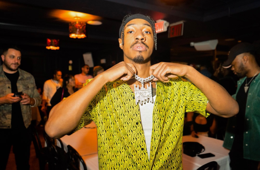 JuS CODE unveils “Same CODE” visuals