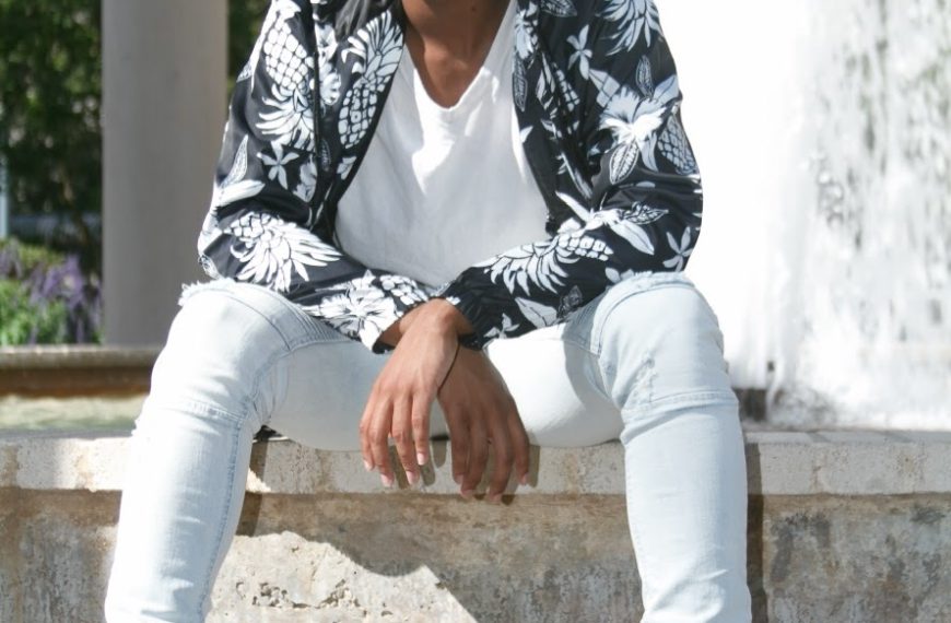 KingJei shows off melodic notes on his single “Lost”