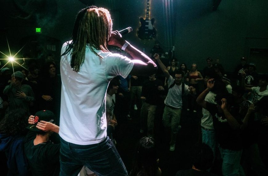 5G delivers visuals for new single “Talk To Me Nicely”