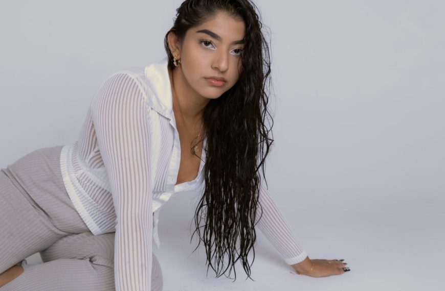 Toronto based R&B singer, KIANA talks about the importance of “letting go” in new single, “wait on me”