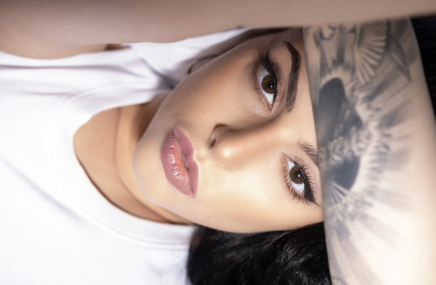 Experience LEXI’s captivating reinterpretation of Drake’s “Trust Issues”