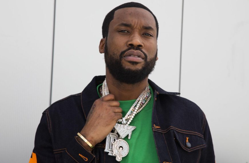 Meek Mill says him and Drake are closer than ever after beef was squashed